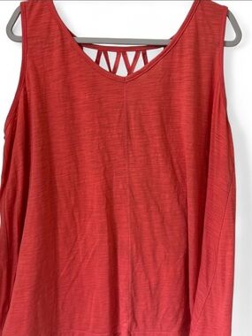 Terra & Sky Rustic Red Strappy-Back Tank